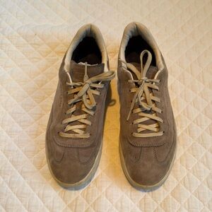 Size 9 Cole gray suede men’s shoes